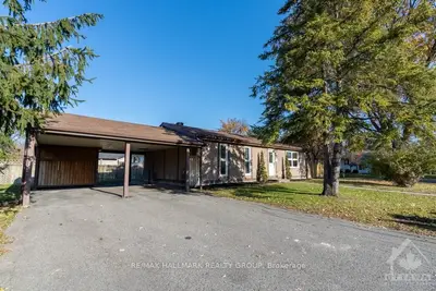 2248 FILLMORE Crescent, Beacon Hill North - South and Area, ON K1J 6A2