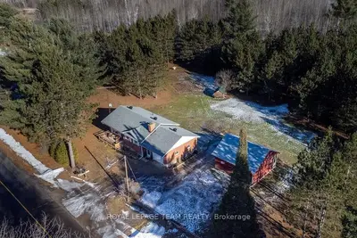 748 OLD BARRY'S BAY Road, Madawaska Valley, ON K0J 1B0