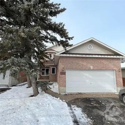 6335 FORTUNE Drive E, Orleans - Convent Glen and Area, ON K1C 2A4