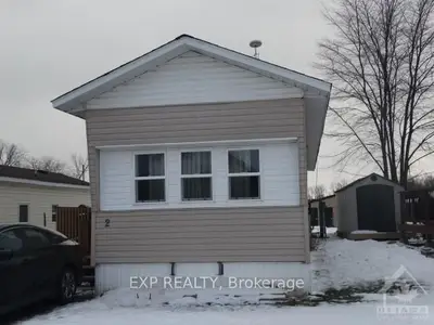 402 HIGHWAY 29 2, Rideau Lakes, ON K7A 4S5