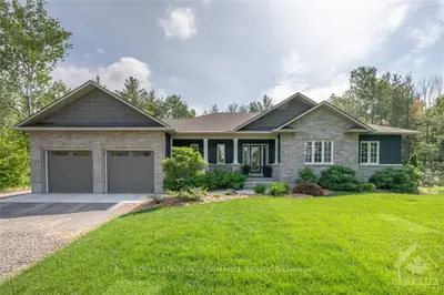 4605 BIRCHGROVE Road, Orleans - Cumberland and Area, ON K4B 1R3