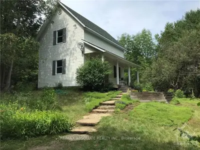 2003 CLAYTON Road, Mississippi Mills, ON K0A 1A0