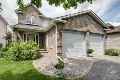 1625 BLOHM Drive, Hunt Club - South Keys and Area, ON K1G 5P3