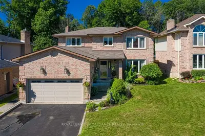 1326 CUTHBERTSON Avenue, Brockville, ON K6V 6Y1