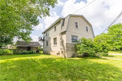 948 PEMBROKE Street W, Pembroke, ON K8A 5P8