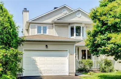 282 MCEACHERN Crescent, Orleans - Cumberland and Area, ON K1E 3K3