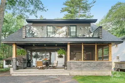 132 BAYVIEW Drive, Constance Bay - Dunrobin - Kilmaurs - Woodlawn, ON K0A 1T0