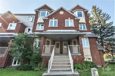 382 BRISTON, Hunt Club - South Keys and Area, ON K1G 5R2