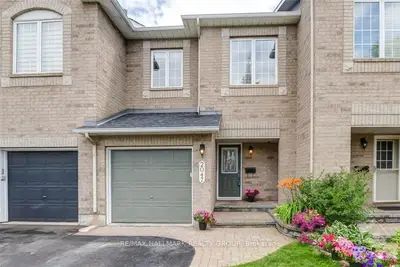 2047 Dorima Street, Orleans - Cumberland and Area, ON K4A 4E8