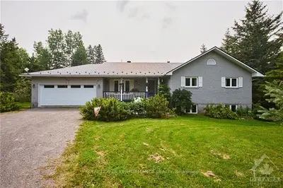 130 CARTERFARM Crescent, Carp - Huntley Ward, ON K0A 1L0