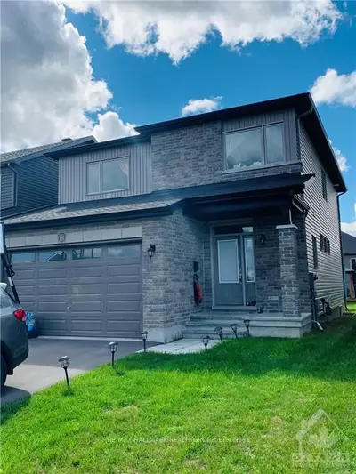694 PARADE Drive, Stittsville - Munster - Richmond, ON K2S 0S8