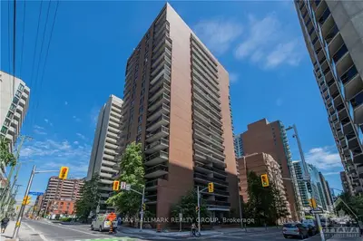 475 LAURIER Avenue W 1105, Ottawa Centre, ON K1R 7X1