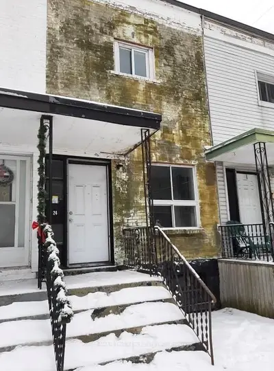 24 HENRY Street, Dows Lake - Civic Hospital and Area, ON K1S 3E7