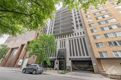 18 NEPEAN Street 902, Ottawa Centre, ON K2P 2L2