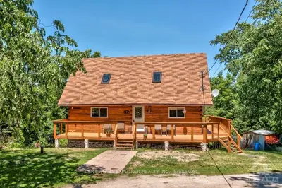 380 MCNAUGHTON Road, Tay Valley, ON K0G 2B0