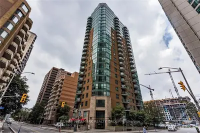 445 LAURIER Avenue W 1704, Ottawa Centre, ON K1N 6R4