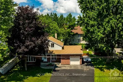 7025 NOTRE DAME Street, Orleans - Convent Glen and Area, ON K1C 1H8