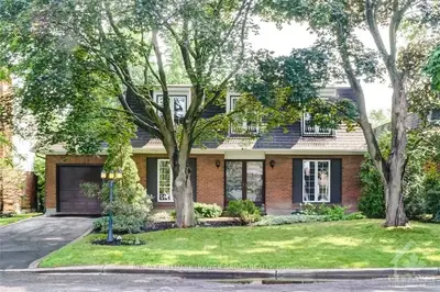 2088 KENDER Avenue, Beacon Hill North - South and Area, ON K1J 6J9