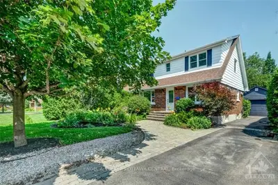 648 WESTON Drive, Elmvale Acres and Area, ON K1G 1V8