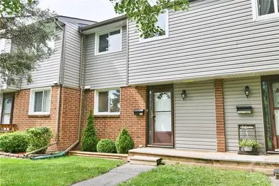1389 PALMERSTON Drive 112, Cyrville - Carson Grove - Pineview, ON K1J 8N9
