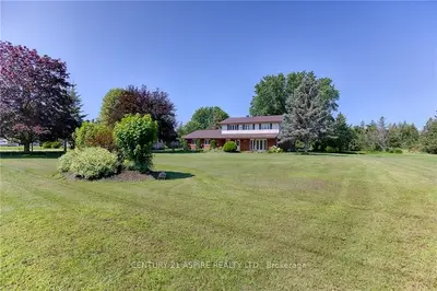 1461 BEACHBURG Road, Whitewater Region, ON K0J 1C0