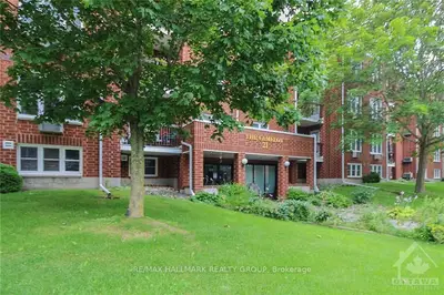 21 LISTON Avenue 211, Brockville, ON K6V 7A6