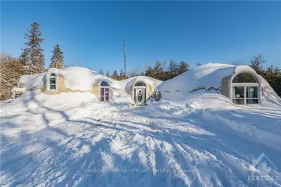 1196 UPPER DWYER HILL Road, Carp - Huntley Ward, ON K0A 1L0