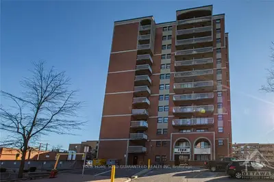 1180 OHIO Street 103, Billings Bridge - Riverside Park and Area, ON K1H 8N5