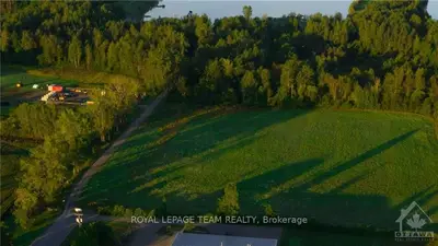 3119 CARP Road, Carp - Huntley Ward, ON K0A 1L0