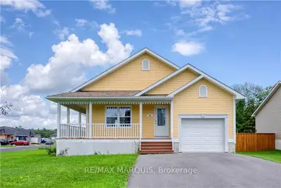 30 CHERRY Street, South Stormont, ON K0C 1P0