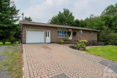 584 LIMOGES Road, The Nation, ON K0A 2M0