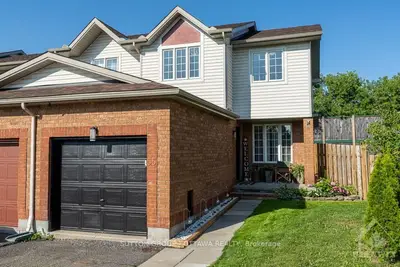 55 INVERKIP Avenue, Hunt Club - South Keys and Area, ON K1T 4B8