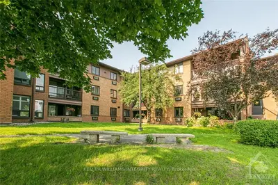 316 SAVARD Avenue 112, Vanier and Kingsview Park, ON K1L 7S2