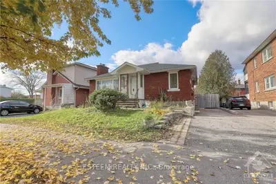 2500 KALADAR Avenue, Billings Bridge - Riverside Park and Area, ON K1V 8C2