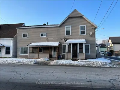 102 PEARL Street W, Brockville, ON K6V 5B4
