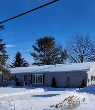 2856 BEACH Road, North Grenville, ON K0G 1J0