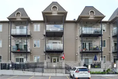 200 EQUINOX Drive 210, Russell, ON K0A 1W0