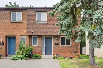 3105 OLYMPIC Way, Blossom Park - Airport and Area, ON K1T 1Y7