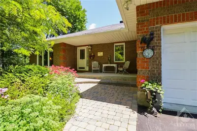 623 BOUNDARY Road, Alfred and Plantagenet, ON K0B 1A0