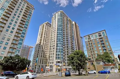 195 BESSERER Street 901, Lower Town - Sandy Hill, ON K1N 0B6