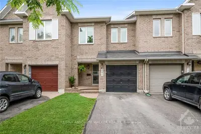 2277 BROCKSTONE Crescent, Orleans - Cumberland and Area, ON K4A 4V3