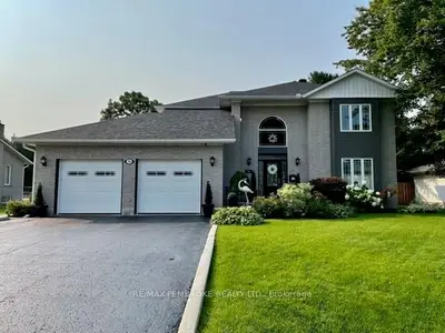 76 WOODLAND Crescent, Petawawa, ON K8H 3H9