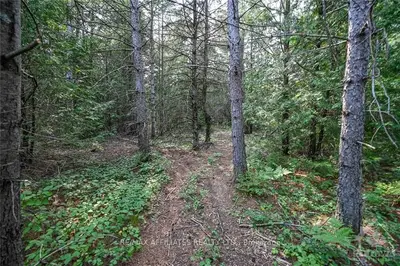 850A PINERY Road, Montague, ON K7A 4S4