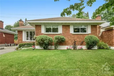 1128 CLINE Crescent, Belair Park - Copeland Park and Area, ON K2C 2P2