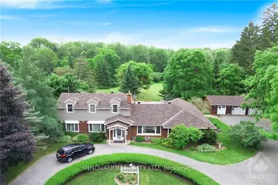 228 High Street, Carleton Place, On K7c 1w7
