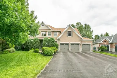 18 ELIZA Crescent, Stittsville - Munster - Richmond, ON K2S 2A3