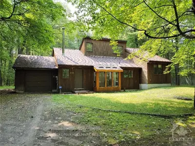 439 ALLBIRCH Road, Constance Bay - Dunrobin - Kilmaurs - Woodlawn, ON K0A 3M0