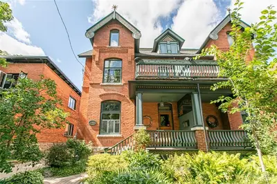 545 GILMOUR Street, Ottawa Centre, ON K1R 5L5