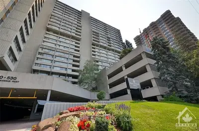 530 LAURIER Avenue W 1109, Ottawa Centre, ON K1R 7T1
