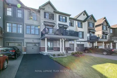 647 TRIGORIA Crescent, Orleans - Cumberland and Area, ON K4A 1B1